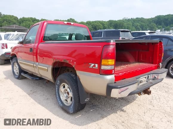 ✅ 2001 Chevrolet Silverado 1500 LS • VIN: 1GCEK14T21Z258155 • Лот: 42453332. Опубликован ранее на IAAI с пробегом 176 070 миль. Бесплатный доступ к архиву аукционных продаж из США и подробный отчёт об истории автомобиля на DreamBid. Изображение 3.