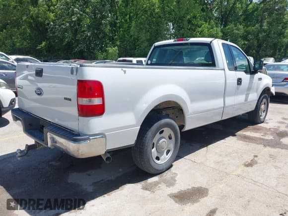 ✅ 2004 Ford F-150 XL • VIN: 1FTRF12W74NC21150 • Лот: 42270683. Опубликован ранее на IAAI с пробегом 242 106 миль. Бесплатный доступ к архиву аукционных продаж из США и подробный отчёт об истории автомобиля на DreamBid. Изображение 4.
