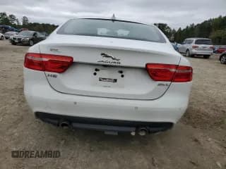 ✅ 2017 Jaguar XE 25t Premium • VIN: SAJAD4BG4HA971326 • Лот: 86472025. Опубликован ранее на Copart с пробегом 159 025 миль. Бесплатный доступ к архиву аукционных продаж из США и подробный отчёт об истории автомобиля на DreamBid. Изображение 6.
