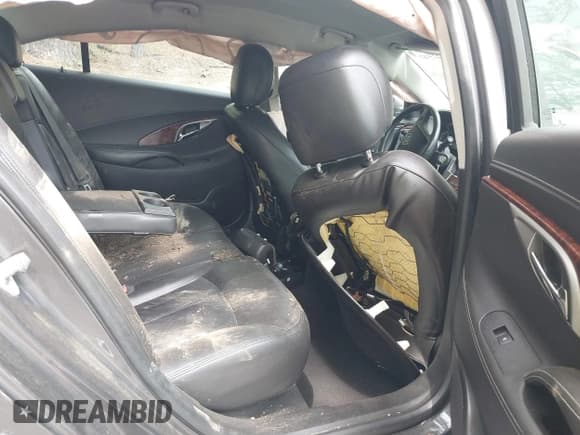 ✅ 2013 Buick LaCrosse Leather • VIN: 1G4GC5E31DF123570 • Lot: 42222947. Wystawiony na IAAI z przebiegiem 122 462 mil. Bezpłatny archiwum sprzedaży aukcyjnych z USA i szczegółowy raport historii pojazdu na DreamBid. Zdjęcie 8.