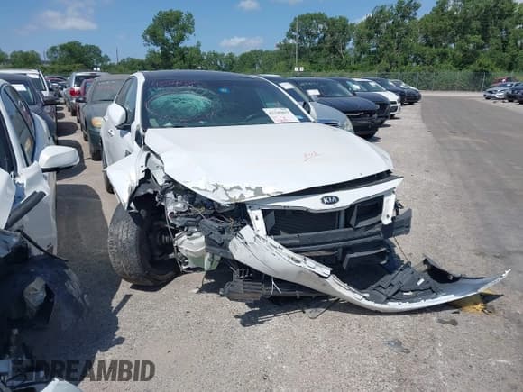 ✅ 2014 Kia Optima SXL Turbo • VIN: 5XXGR4A69EG282658 • Лот: 42345853. Опубликован ранее на IAAI с пробегом 133 483 миль. Бесплатный доступ к архиву аукционных продаж из США и подробный отчёт об истории автомобиля на DreamBid. Изображение 6.