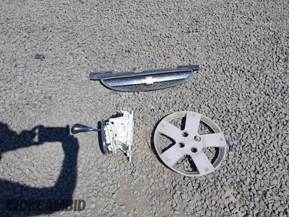 ✅ 2006 Chevrolet Aveo LS • VIN: KL1TD66616B674680 • Lot: 42231599. Wystawiony na IAAI z przebiegiem 249 669 mil. Bezpłatny archiwum sprzedaży aukcyjnych z USA i szczegółowy raport historii pojazdu na DreamBid. Zdjęcie 12.