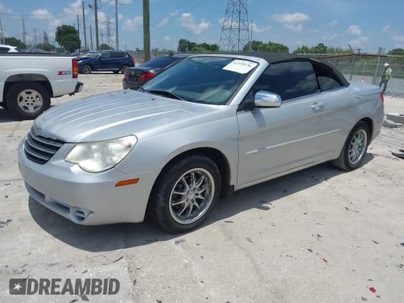 ✅ 2008 Chrysler Sebring LX • VIN: 1C3LC45K48N674192 • Lot: 42330236. Listed on IAAI with 79,506 mi. Free auction sales archive from the USA and detailed vehicle history report at DreamBid. Image 2.
