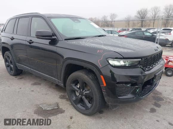 ✅ 2023 Jeep Grand Cherokee Altitude • VIN: 1C4RJHAG6PC552500 • Lot: 41173894. Listed on IAAI with 33,345 mi. Free auction sales archive from the USA and detailed vehicle history report at DreamBid. Image 1.