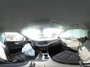 ✅ 2020 Chevrolet Blazer LT • VIN: 3GNKBJRS8LS611556 • Lot: 41211060. Wystawiony na IAAI z przebiegiem 68 653 mil. Bezpłatny archiwum sprzedaży aukcyjnych z USA i szczegółowy raport historii pojazdu na DreamBid. Zdjęcie 17.