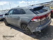 ✅ 2025 Volkswagen Atlas SE • VIN: 1V2KE2CA4SC203130 • Лот: 54195835. Опубликован ранее на Copart с пробегом 20 миль. Бесплатный доступ к архиву аукционных продаж из США и подробный отчёт об истории автомобиля на DreamBid. Изображение 2.