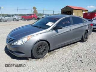 2011 Hyundai Sonata GLS with VIN 5NPEB4AC5BH264210, listed as a IAAI auction lot 43177538 with 58,201 mi miles and . Bid and sale history available at DreamBid. Image 2.