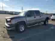 ✅ 2006 Chevrolet Silverado 2500HD LT2 • VIN: 1GCHC23G26F173975 • Lot: 82611505. Wystawiony na Copart z przebiegiem 139 492 mil. Bezpłatny archiwum sprzedaży aukcyjnych z USA i szczegółowy raport historii pojazdu na DreamBid. Zdjęcie 1.