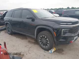 ✅ 2024 Chevrolet Traverse AWD Z71 • VIN: 1GNEVJKSXRJ182106 • Lot: 42390235. Wystawiony na IAAI z przebiegiem 19 752 mil. Bezpłatny archiwum sprzedaży aukcyjnych z USA i szczegółowy raport historii pojazdu na DreamBid. Zdjęcie 1.