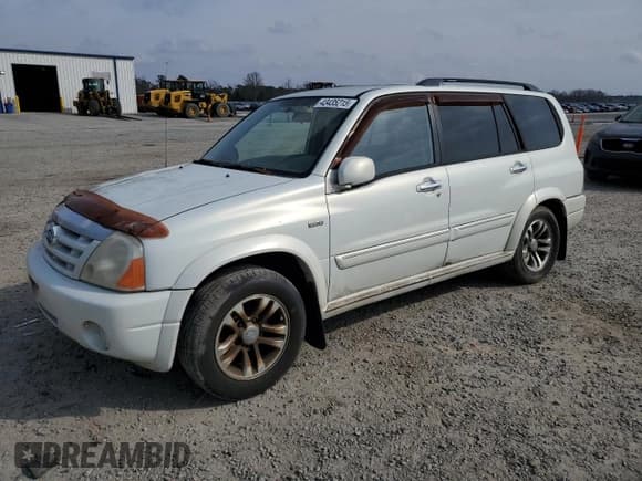 ✅ 2005 Suzuki XL7 LX • VIN: JS3TY92V054102354 • Lot: 43435215. Wystawiony na Copart z przebiegiem 211 573 mil. Bezpłatny archiwum sprzedaży aukcyjnych z USA i szczegółowy raport historii pojazdu na DreamBid. Zdjęcie 1.