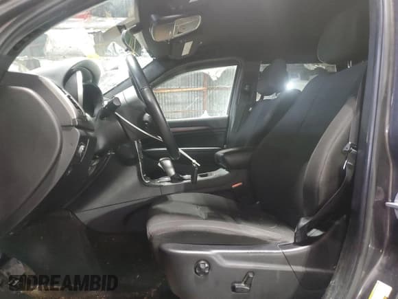 ✅ 2018 Jeep Grand Cherokee Laredo E • VIN: 1C4RJFAG8JC367747 • Лот: 63910095. Опубликован ранее на Copart с пробегом 96 548 миль. Бесплатный доступ к архиву аукционных продаж из США и подробный отчёт об истории автомобиля на DreamBid. Изображение 7.