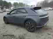 2022 Hyundai Ioniq 5 SEL z VIN KM8KNDAF6NU048361, wystawiony jako Copart lot #47622744 z przebiegiem 26 722 mil mil oraz . Historia ofert i sprzedaży dostępna na DreamBid. Obrazek 2.