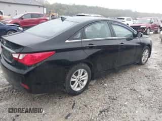 2014 Hyundai Sonata GLS with VIN 5NPEB4ACXEH868632, listed as a IAAI auction lot 43394557 with 131,518 mi miles and . Bid and sale history available at DreamBid. Image 4.