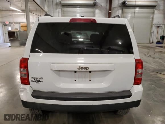 ✅ 2015 Jeep Patriot Sport • VIN: 1C4NJRBB0FD356777 • Лот: 81937885. Опубликован ранее на Copart с пробегом 129 182 миль. Бесплатный доступ к архиву аукционных продаж из США и подробный отчёт об истории автомобиля на DreamBid. Изображение 6.