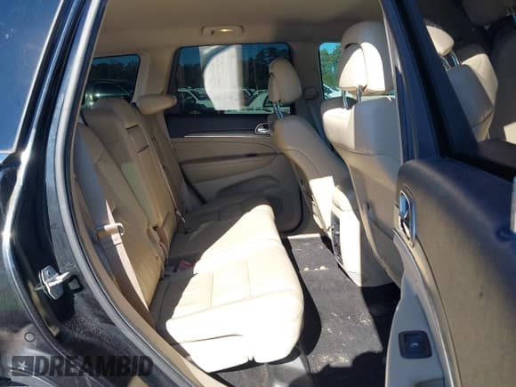 ✅ 2014 Jeep Grand Cherokee Limited • VIN: 1C4RJFBG3EC339231 • Lot: 43608796. Listed on IAAI with 134,588 mi. Free auction sales archive from the USA and detailed vehicle history report at DreamBid. Image 8.