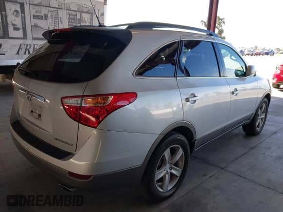 2007 Hyundai Veracruz GLS с VIN KM8NU13C07U018096, выставлен на аукционе IAAI как лот 42955852 с пробегом 145 677 миль миль и . История ставок и продаж доступна на DreamBid. Изображение 4.