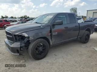 2017 Ram 1500 Express z VIN 1C6RR7FT7HS644657, wystawiony jako Copart lot #80693105 z przebiegiem 165 745 mil mil oraz Szkoda całkowita • Salvage title. Historia ofert i sprzedaży dostępna na DreamBid. Obrazek 1.