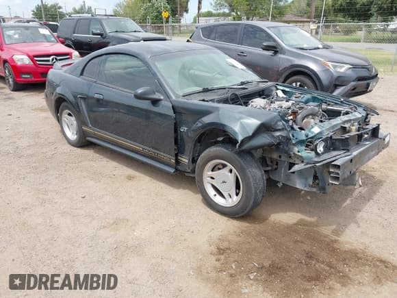 ✅ 1999 Ford Mustang • VIN: 1FAFP4049XF220203 • Lot: 42823314. Wystawiony na IAAI z przebiegiem Nie podano. Bezpłatny archiwum sprzedaży aukcyjnych z USA i szczegółowy raport historii pojazdu na DreamBid. Zdjęcie 1.