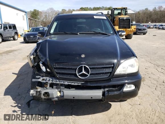✅ 2004 Mercedes-Benz M 350 • VIN: 4JGAB57E84A489028 • Lot: 61165325. Listed on Copart with 146,303 mi. Free auction sales archive from the USA and detailed vehicle history report at DreamBid. Image 5.