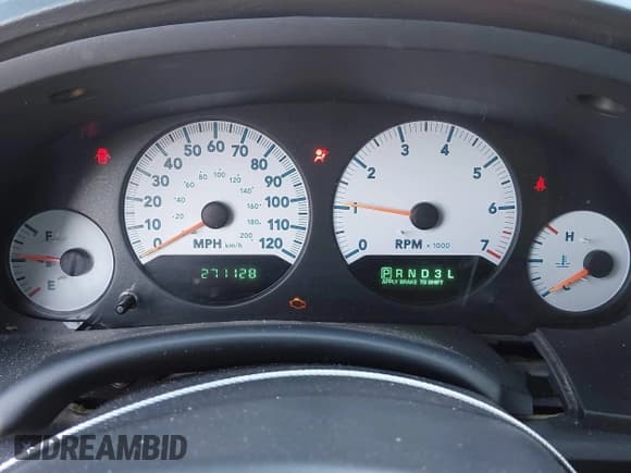 ✅ 2006 Dodge Grand Caravan • VIN: 1D4GP24RX6B555472 • Lot: 40499253. Listed on IAAI with 271,128 mi. Free auction sales archive from the USA and detailed vehicle history report at DreamBid. Image 7.