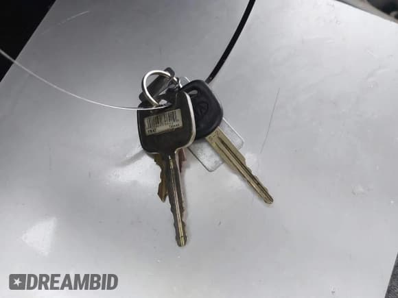 ✅ 2003 Kia Spectra • VIN: KNAFB121135297834 • Лот: 42409441. Опубликован ранее на IAAI с пробегом 84 621 миль. Бесплатный доступ к архиву аукционных продаж из США и подробный отчёт об истории автомобиля на DreamBid. Изображение 11.