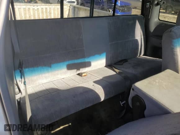 1997 Dodge 1500 с VIN 1B7HC13Y4VJ611524, выставлен на аукционе Copart как лот 85690664 с пробегом 271 039 миль миль и Списание • Salvage title. История ставок и продаж доступна на DreamBid. Изображение 10.