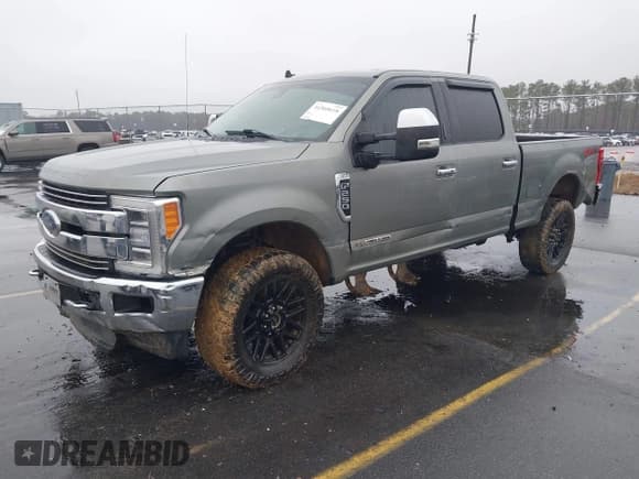 ✅ 2019 Ford F-250 XL • VIN: 1FT7W2BT4KEC65736 • Lot: 41560618. Listed on IAAI with 94,849 mi. Free auction sales archive from the USA and detailed vehicle history report at DreamBid. Image 2.