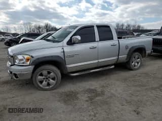 ✅ 2006 Dodge 1500 SLT • VIN: 1D7HU18N56S678677 • Лот: 48652354. Опубликован ранее на Copart с пробегом 174 650 миль. Бесплатный доступ к архиву аукционных продаж из США и подробный отчёт об истории автомобиля на DreamBid. Изображение 1.