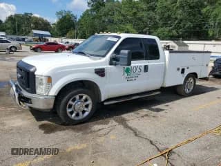 ✅ 2008 Ford F-250 XL • VIN: 1FTSX20R68EB96071 • Lot: 63315415. Listed on Copart with 272,499 mi. Free auction sales archive from the USA and detailed vehicle history report at DreamBid. Image 1.