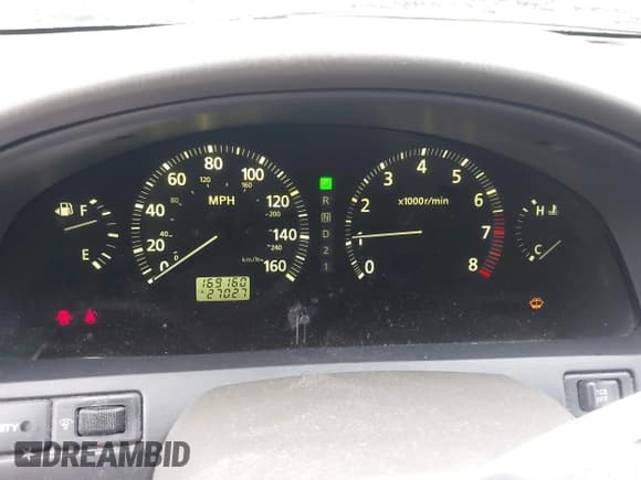 ✅ 2001 Infiniti I30 Luxury • VIN: JNKCA31A31T031616 • Lot: 42885499. Wystawiony na IAAI z przebiegiem 169 160 mil. Bezpłatny archiwum sprzedaży aukcyjnych z USA i szczegółowy raport historii pojazdu na DreamBid. Zdjęcie 7.