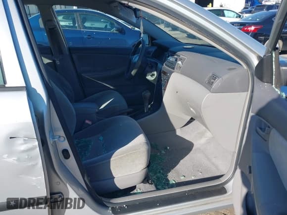 ✅ 2006 Toyota Corolla CE • VIN: JTDBR32E260072271 • Lot: 43672500. Listed on IAAI with 214,712 mi. Free auction sales archive from the USA and detailed vehicle history report at DreamBid. Image 5.