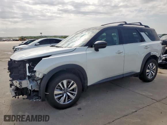 ✅ 2022 Nissan Pathfinder SL • VIN: 5N1DR3CA4NC201978 • Lot: 63401265. Wystawiony na Copart z przebiegiem 45 160 mil. Bezpłatny archiwum sprzedaży aukcyjnych z USA i szczegółowy raport historii pojazdu na DreamBid. Zdjęcie 1.
