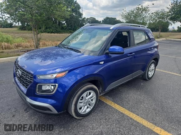 ✅ 2020 Hyundai Venue SEL • VIN: KMHRC8A36LU024463 • Lot: 56528095. Listed on Copart with 16,989 mi. Free auction sales archive from the USA and detailed vehicle history report at DreamBid. Image 2.