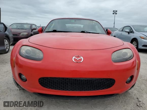 ✅ 2006 Mazda MX-5 Miata Touring • VIN: JM1NC25F560117202 • Lot: 76904374. Wystawiony na Copart z przebiegiem Nie podano. Bezpłatny archiwum sprzedaży aukcyjnych z USA i szczegółowy raport historii pojazdu na DreamBid. Zdjęcie 5.