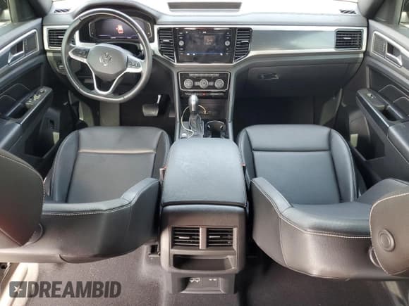 ✅ 2020 Volkswagen Atlas SEL • VIN: 1V2EE2CA2LC215954 • Lot: 66293153. Wystawiony na Copart z przebiegiem 51 351 mil. Bezpłatny archiwum sprzedaży aukcyjnych z USA i szczegółowy raport historii pojazdu na DreamBid. Zdjęcie 8.