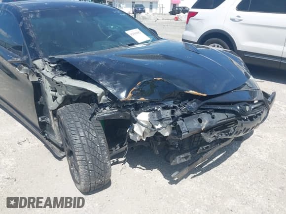 ✅ 2014 Hyundai Genesis Coupe Ultimate • VIN: KMHHU6KJ0EU119484 • Lot: 42589882. Wystawiony na IAAI z przebiegiem 96 957 mil. Bezpłatny archiwum sprzedaży aukcyjnych z USA i szczegółowy raport historii pojazdu na DreamBid. Zdjęcie 6.