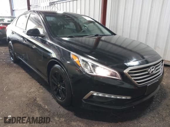 ✅ 2015 Hyundai Sonata SE • VIN: 5NPE24AF6FH017245 • Лот: 43510100. Опубликован ранее на IAAI с пробегом 144 234 миль. Бесплатный доступ к архиву аукционных продаж из США и подробный отчёт об истории автомобиля на DreamBid. Изображение 1.