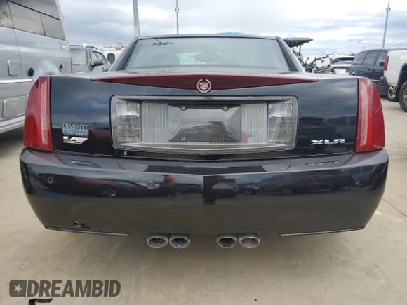 ✅ 2006 Cadillac XLR • VIN: 1G6YX36D465603297 • Лот: 74231644. Опубликован ранее на Copart с пробегом Не указан. Бесплатный доступ к архиву аукционных продаж из США и подробный отчёт об истории автомобиля на DreamBid. Изображение 6.