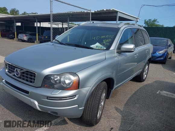 ✅ 2013 Volvo XC90 Premier Plus • VIN: YV4952CZ8D1631350 • Lot: 42405842. Wystawiony na IAAI z przebiegiem 95 620 mil. Bezpłatny archiwum sprzedaży aukcyjnych z USA i szczegółowy raport historii pojazdu na DreamBid. Zdjęcie 2.