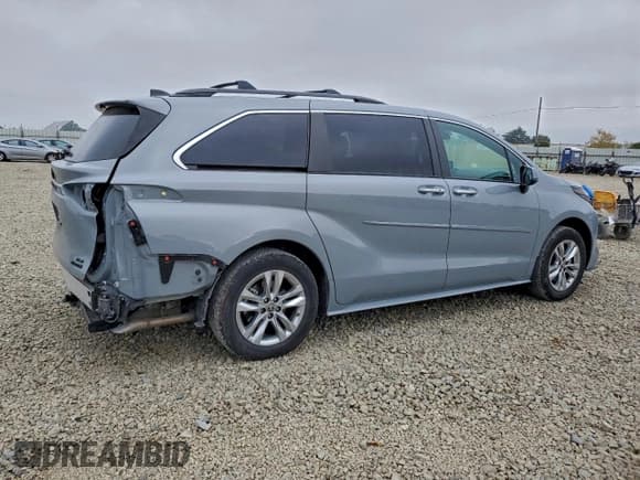 ✅ 2023 Toyota Sienna XSE 25th Anniversary • VIN: 5TDCSKFC4PS101490 • Lot: 94157125. Listed on Copart with 29,925 mi. Free auction sales archive from the USA and detailed vehicle history report at DreamBid. Image 3.