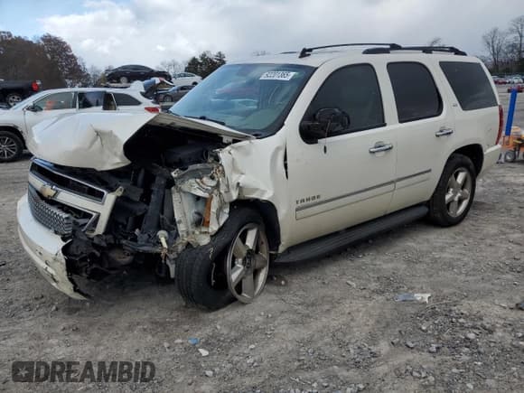✅ 2011 Chevrolet Tahoe LTZ • VIN: 1GNSKCE03BR269872 • Lot: 92201365. Listed on Copart with 276,551 mi. Free auction sales archive from the USA and detailed vehicle history report at DreamBid. Image 1.