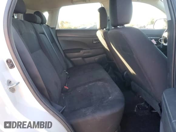 2013 Mitsubishi Outlander SE z VIN 4A4AR4AU8DE003443, wystawiony jako Copart lot #90261605 z przebiegiem 103 597 mil mil oraz Czysty tytuł • Clean title. Historia ofert i sprzedaży dostępna na DreamBid. Obrazek 10.