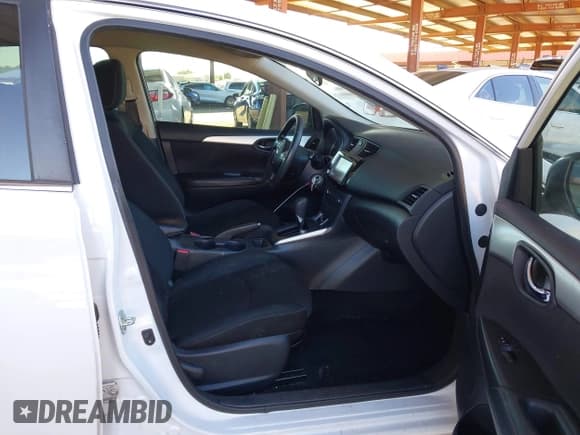 ✅ 2019 Nissan Sentra S • VIN: 3N1AB7AP2KY455026 • Lot: 43350524. Listed on IAAI with 96,990 mi. Free auction sales archive from the USA and detailed vehicle history report at DreamBid. Image 5.