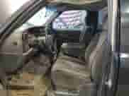 2006 Chevrolet Silverado 1500 Work Truck z VIN 1GCEC14X26Z147659, wystawiony jako Copart lot #61380865 z przebiegiem 212 465 mil mil oraz Szkoda całkowita • Salvage title. Historia ofert i sprzedaży dostępna na DreamBid. Obrazek 7.