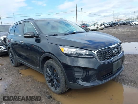 ✅ 2020 Kia Sorento LX • VIN: 5XYPGDA5XLG680807 • Lot: 42158083. Listed on IAAI with 68,789 mi. Free auction sales archive from the USA and detailed vehicle history report at DreamBid. Image 1.