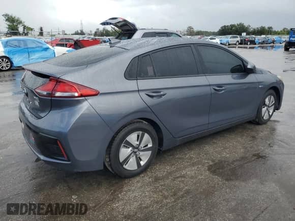 2018 Hyundai Ioniq Blue с VIN KMHC65LC8JU084525, выставлен на аукционе Copart как лот 79477674 с пробегом 76 375 миль миль и На запчасти • Non repairable. История ставок и продаж доступна на DreamBid. Изображение 3.