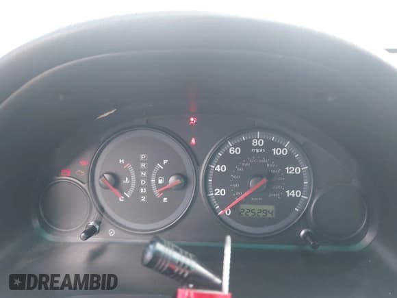 ✅ 2005 Honda Civic VP SSRS • VIN: 2HGES16495H574066 • Lot: 43850129. Listed on IAAI with 225,294 mi. Free auction sales archive from the USA and detailed vehicle history report at DreamBid. Image 7.