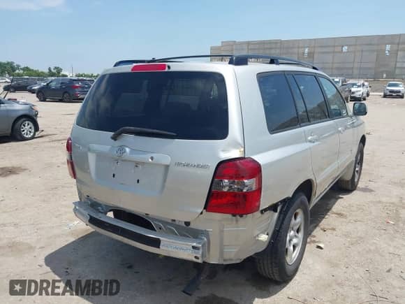 2006 Toyota Highlander с VIN JTEGD21A560141009, выставлен на аукционе IAAI как лот 42484642 с пробегом 172 254 миль миль и . История ставок и продаж доступна на DreamBid. Изображение 4.