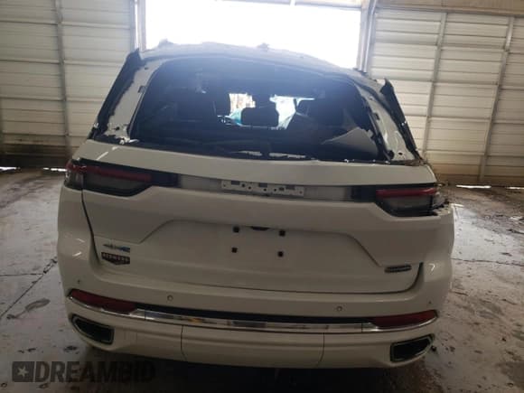 ✅ 2022 Jeep Grand Cherokee Overland • VIN: 1C4RJYD69N8764665 • Lot: 64628275. Listed on Copart with 47,762 mi. Free auction sales archive from the USA and detailed vehicle history report at DreamBid. Image 6.