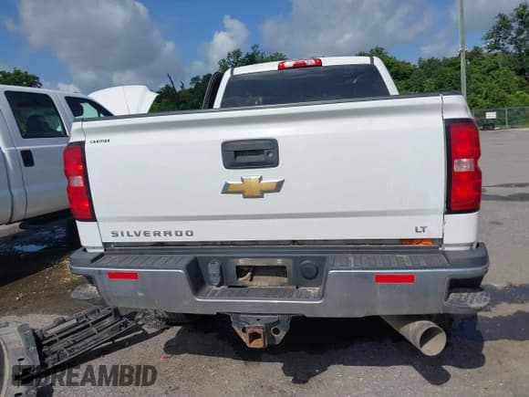 ✅ 2018 Chevrolet Silverado 2500HD LT • VIN: 1GC1KVEY0JF208002 • Лот: 42542810. Опубликован ранее на IAAI с пробегом 104 359 миль. Бесплатный доступ к архиву аукционных продаж из США и подробный отчёт об истории автомобиля на DreamBid. Изображение 16.
